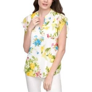 White floral pullover blouse